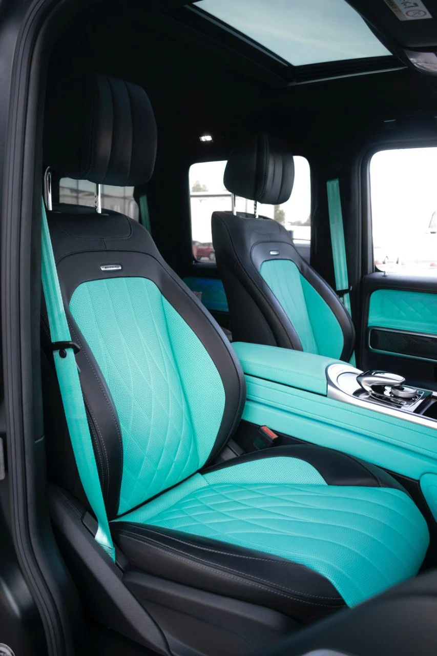 Деталь бирюзового салона Mercedes-Benz G-Class — кадр 3