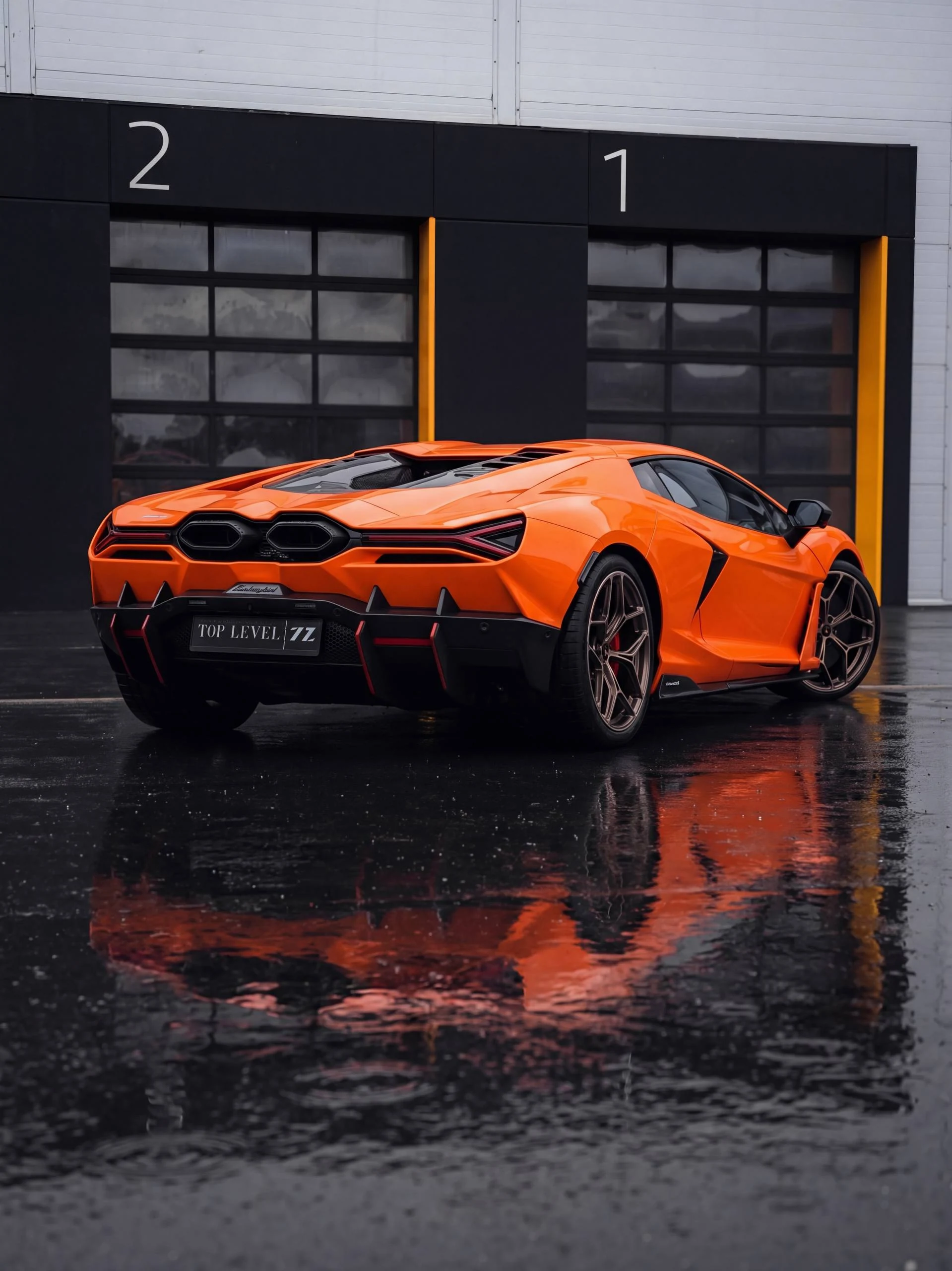 Lamborghini Revuelto на нулевом техническом обслуживании в Top Level