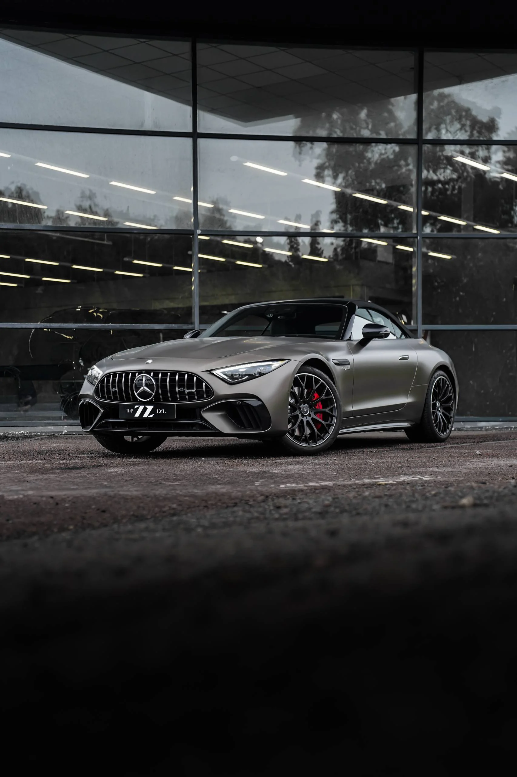 Матовый Mercedes-AMG SL 63 у Top Level