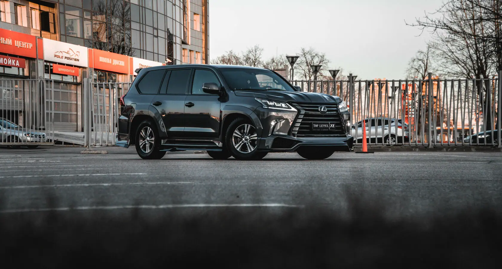 Lexus LX 570 Shikari — II: изображение проекта 2 из 14