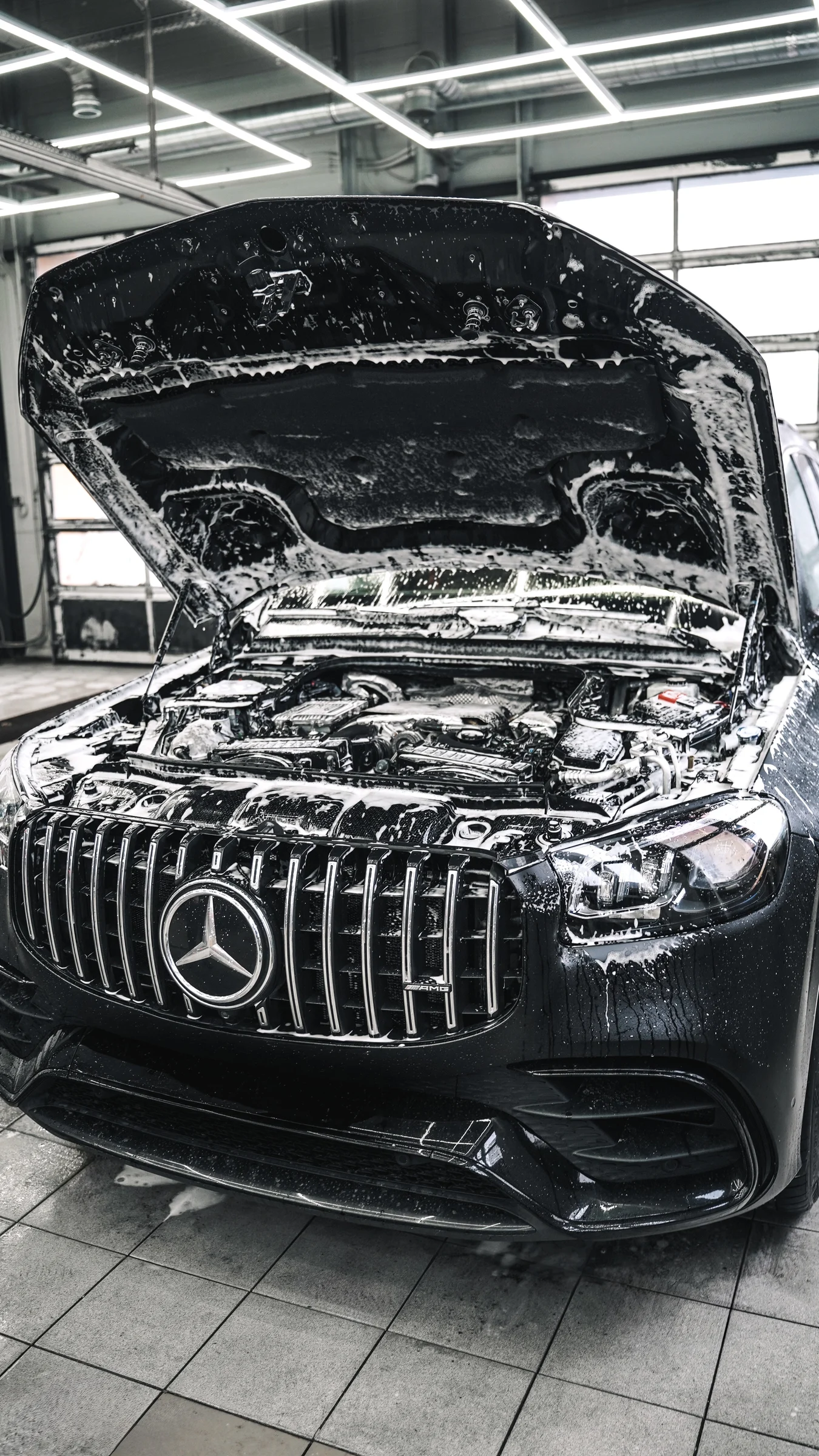 Очистка моторного отсека Mercedes-Benz